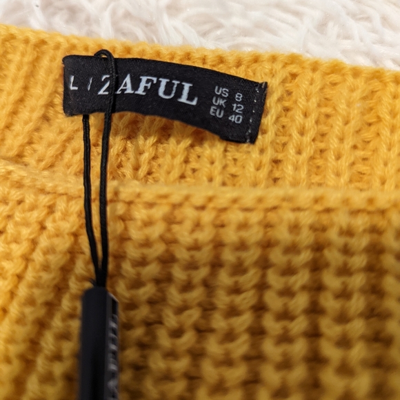 Off the shoulder knit sweater - Picture 2 of 2